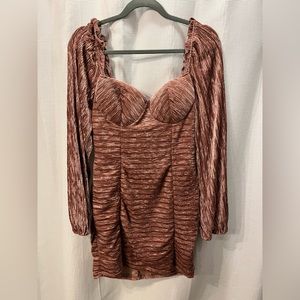 Lulu’s homecoming dress